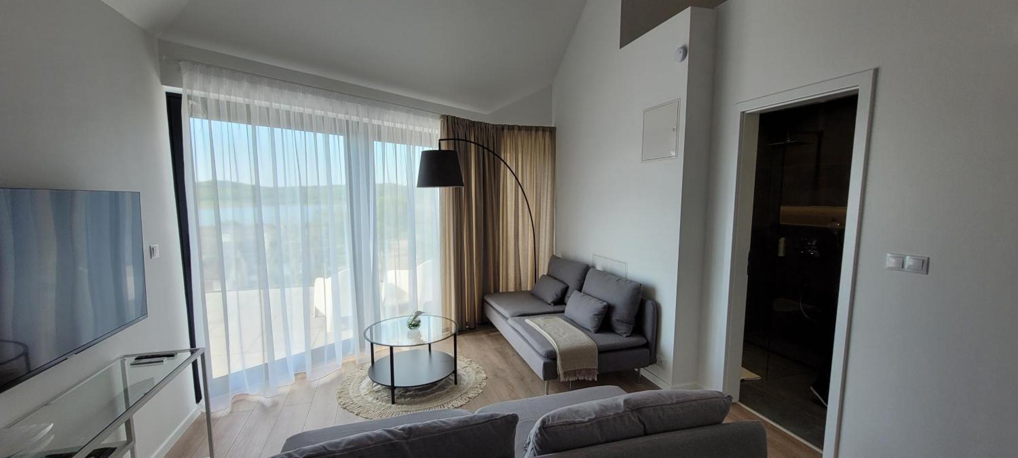 Major Residence Тихани Екстериор снимка