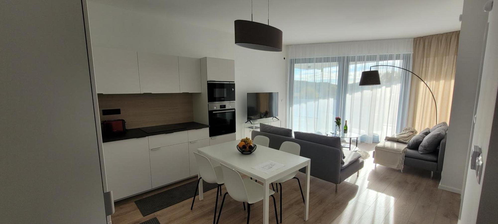 Major Residence Тихани Екстериор снимка